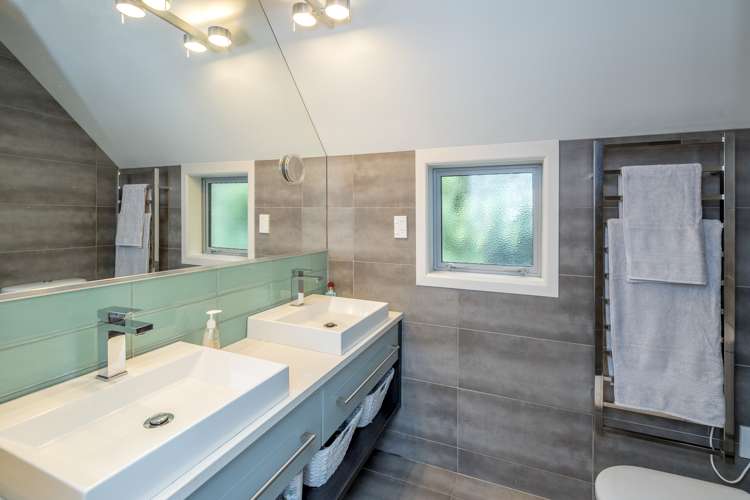 48 The Parade Paekakariki_12