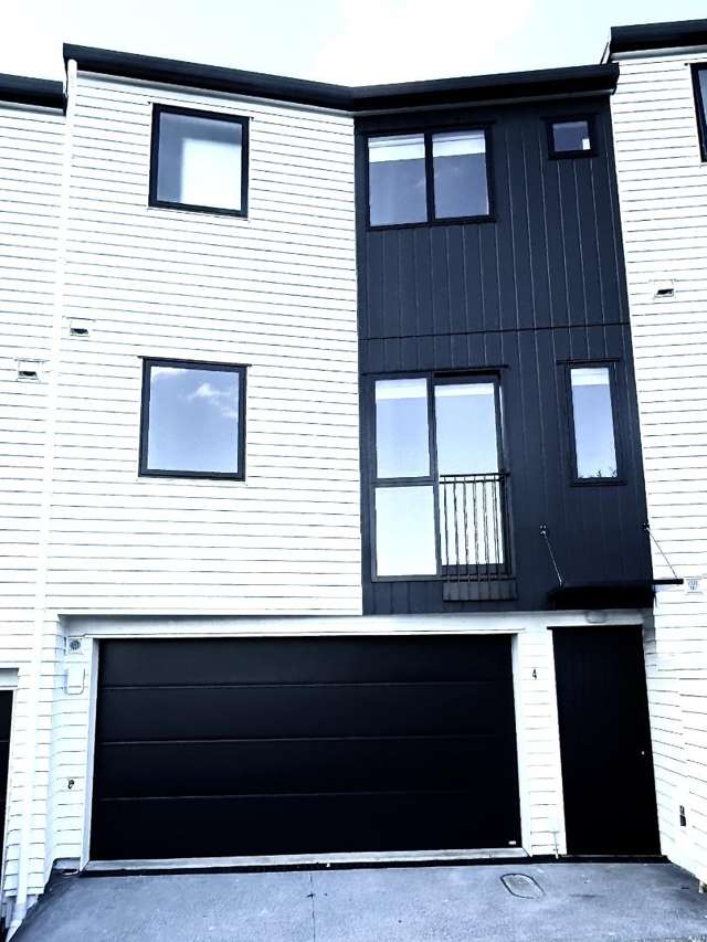 4/69 Target Road Totara Vale_1