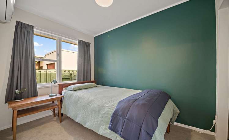 2/15 Lynette Place Mangere_7