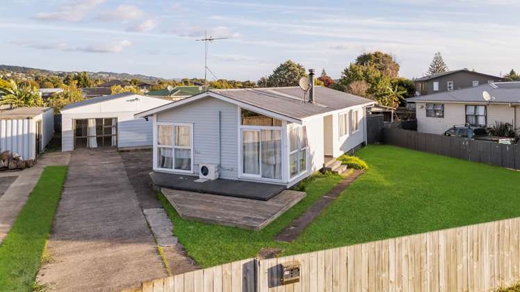 24 President Avenue Papakura_1