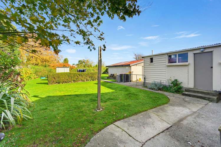 15 Burns Street Mataura_16