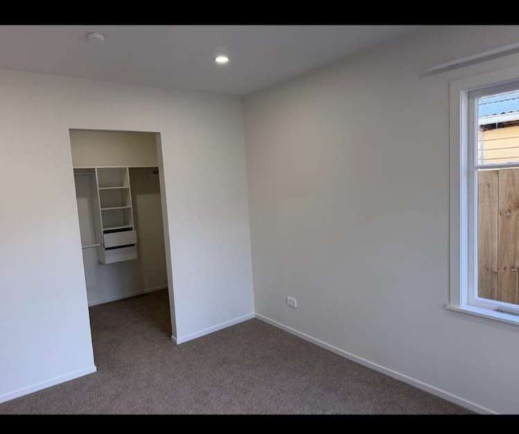 5a Levesque Street Birkdale_11