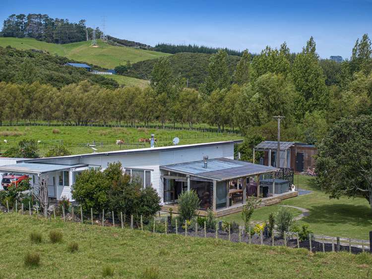 2744 Kaipara Coast Highway Glorit_22