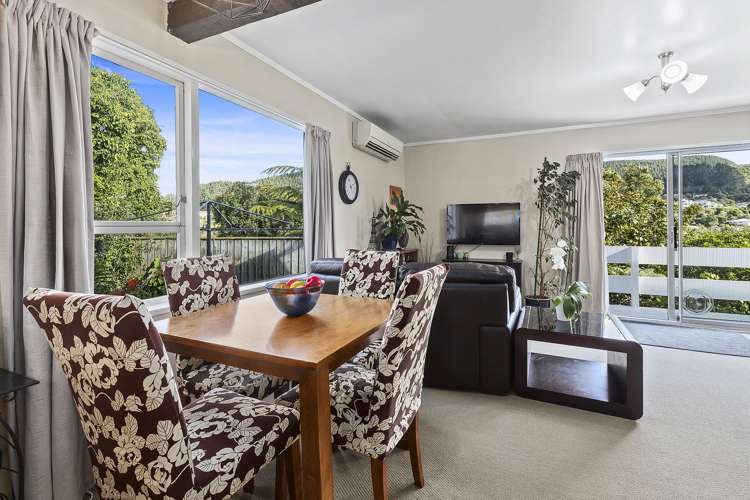 11b Florio Terrace Tawa_12