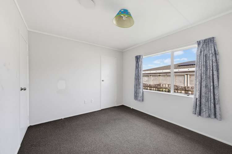 27A Tiverton Crescent Whalers Gate_21