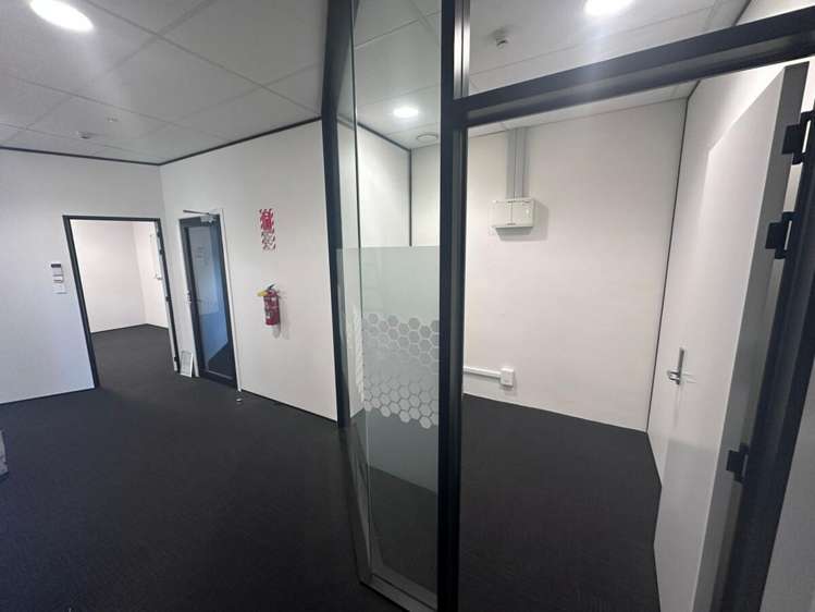 Tenancy 3/63 Devonport Road Tauranga Central_9