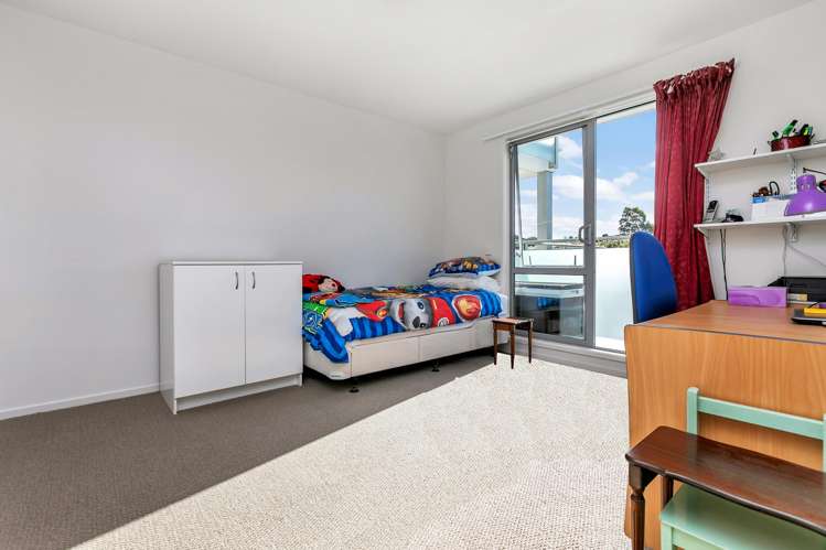 1f/86a Rockfield Road Penrose_7