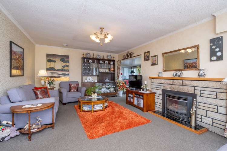 16 Montjoy Street Stratford_12