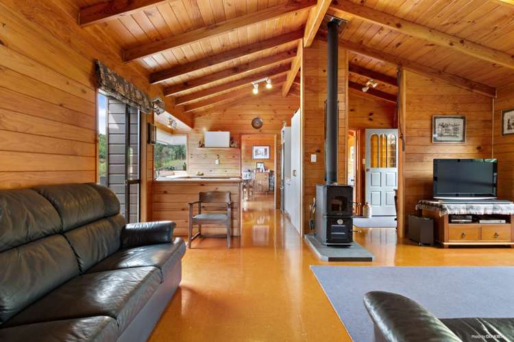 39 Pipitiwai Drive Helensville_7