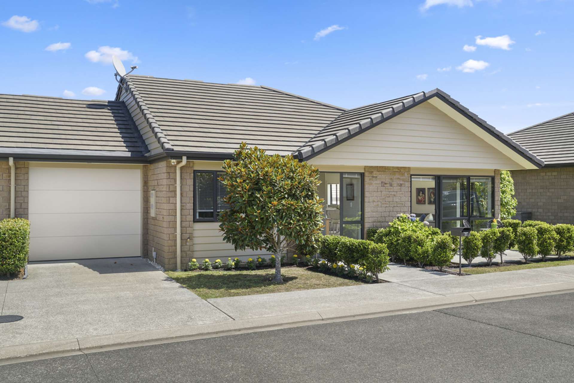 21 Royalle Mews Botany Downs_0