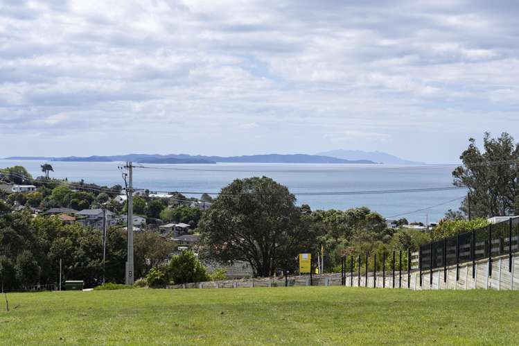 5 Anehana Place Stanmore Bay_13