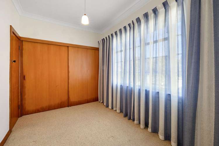 197 Tukapa Street Westown_10