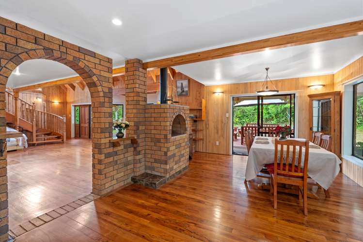 8 Chenery Road Red Beach_13