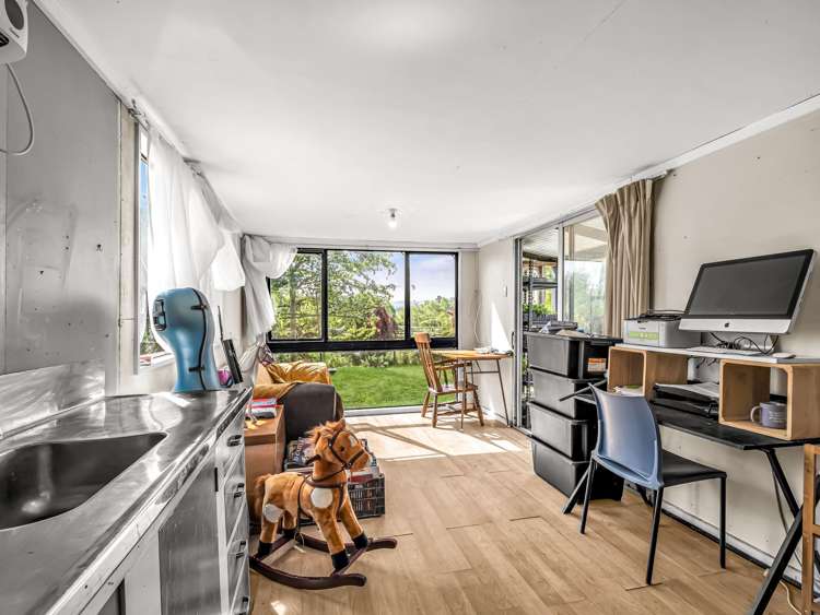 12 Swamp Road Cust_23