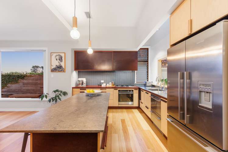 15 Challinor Crescent Mount Albert_6