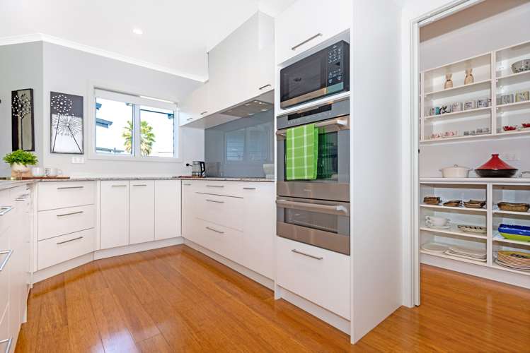 24 Charteris Rise Riverdale_6