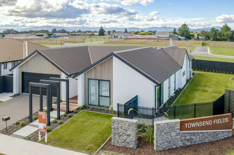 2 Mccahon Drive Rangiora_17