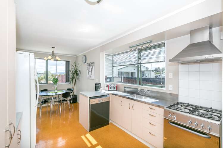 43 Baverstock Road Nawton_7