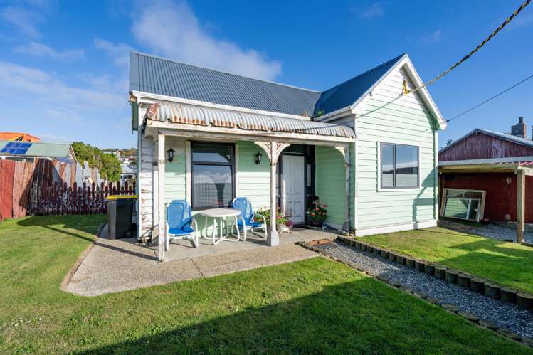 6 Ocean Beach Road_0