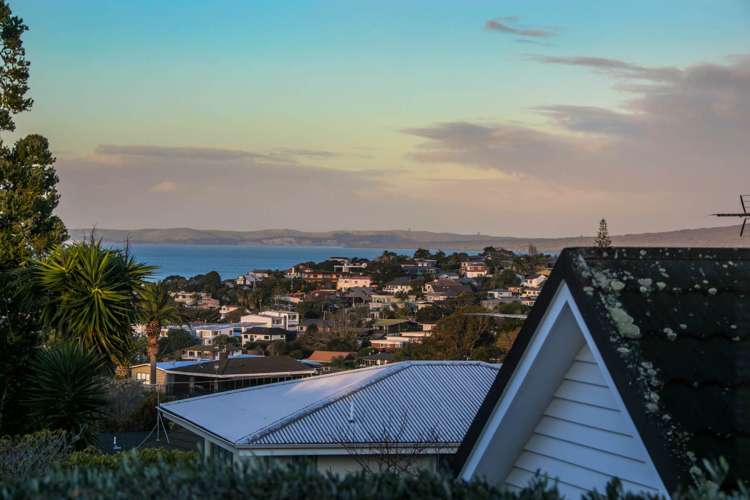 54 Penzance Road Mairangi Bay_22