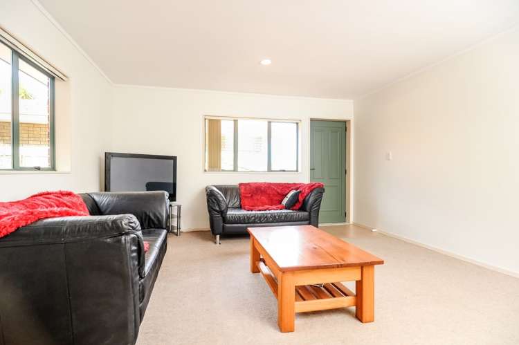 14/43 Fruitvale Road New Lynn_5