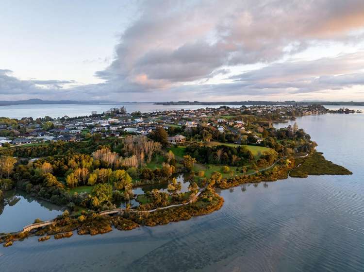 1-8/3 & 5 Kayelene Place Omokoroa_10