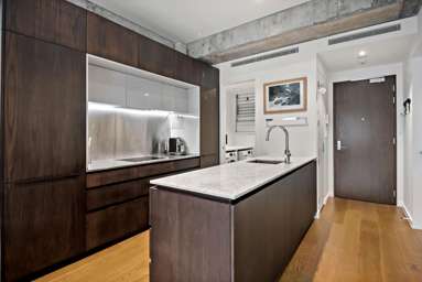 302/5 Hohipere Street_3
