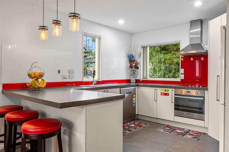 1/59 Olliviers Road Phillipstown_1