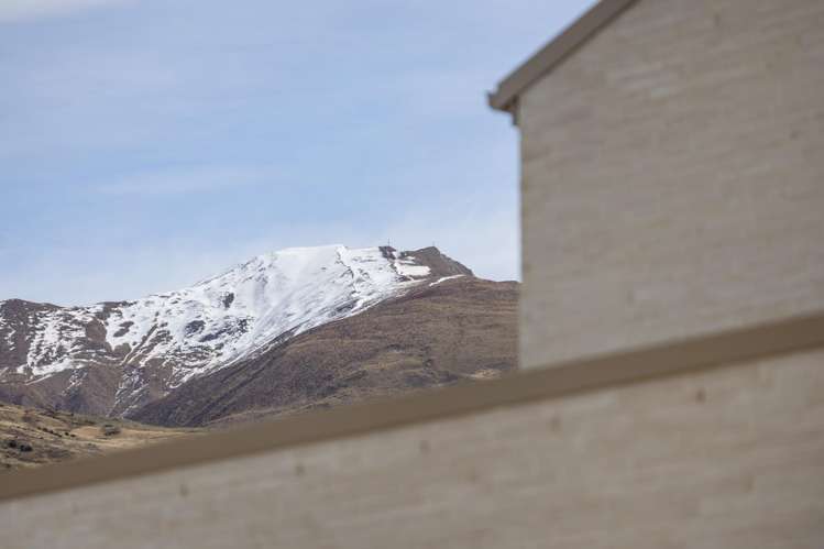 2 McFarlane Terrace Wanaka_35
