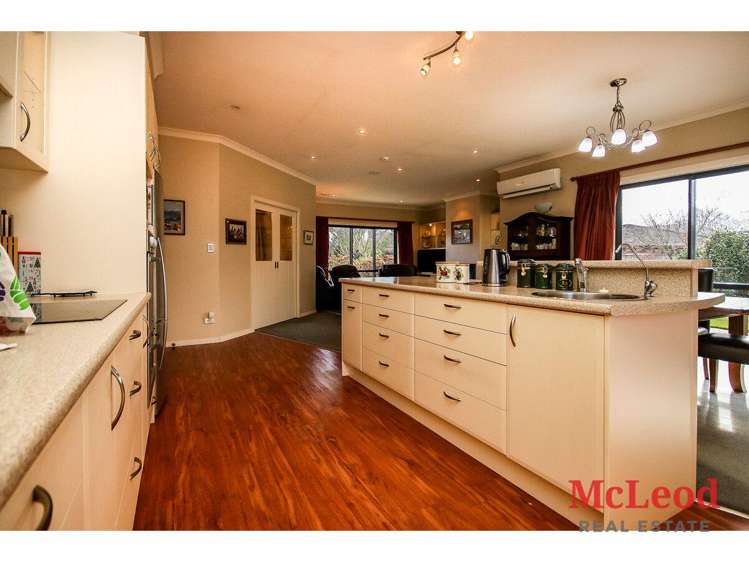 53 Farm Road Allenton_2