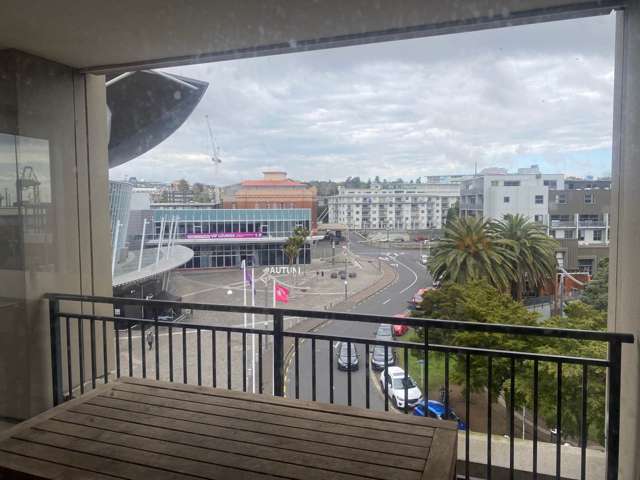 Level 4/32 Mahuhu Crescent City Centre_4