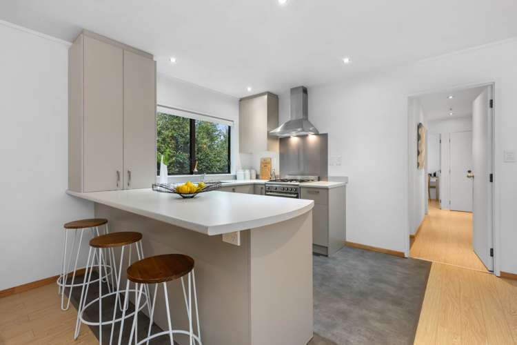 2b Hammond Avenue Hatfields Beach_6