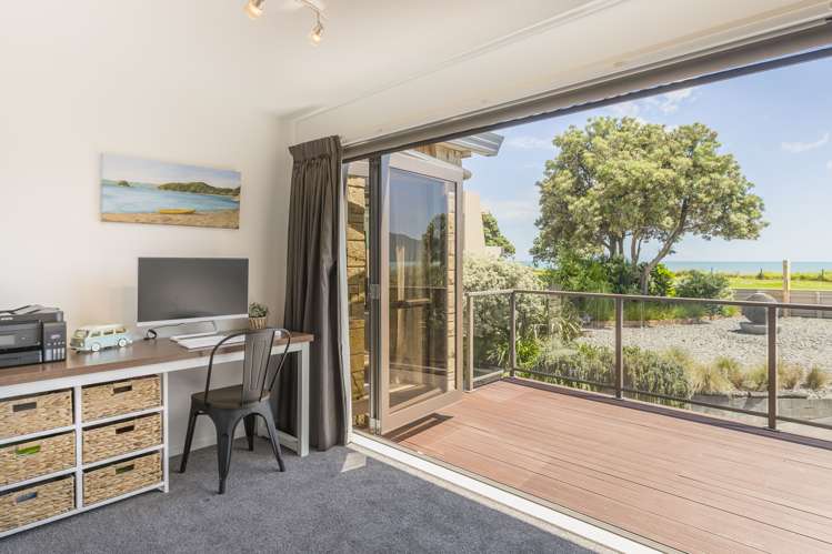 82 Marine Parade Paraparaumu Beach_6