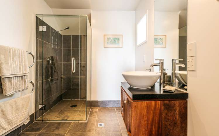 17 Tawa Street Oneroa_17