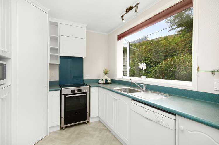 114 Redwood Avenue Tawa_6