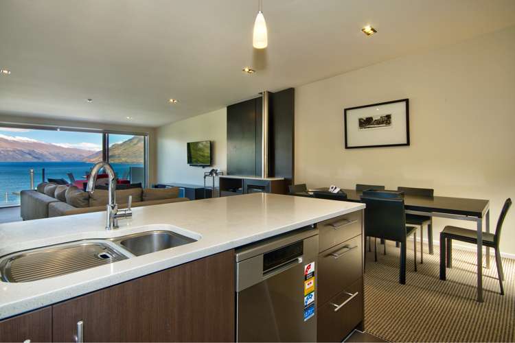 1/51 Thompson Street Queenstown_9