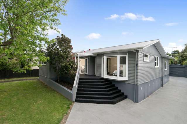 6 Bayside Avenue Te Atatu Peninsula_1