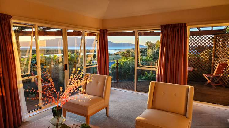 174 Weggery Drive Waikanae Beach_6