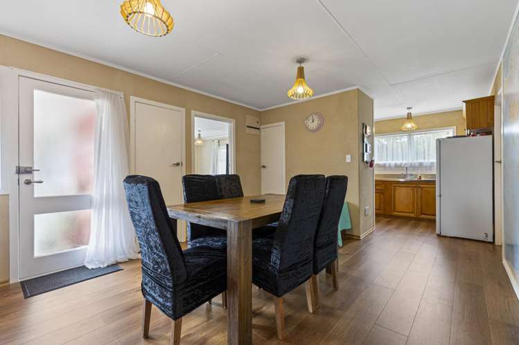 12 Falkner Park_3