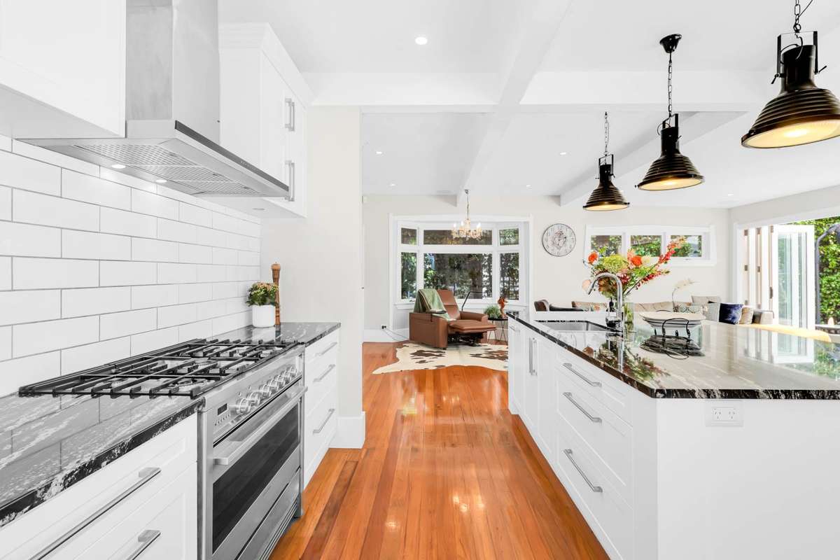 39 Green Lane East_4