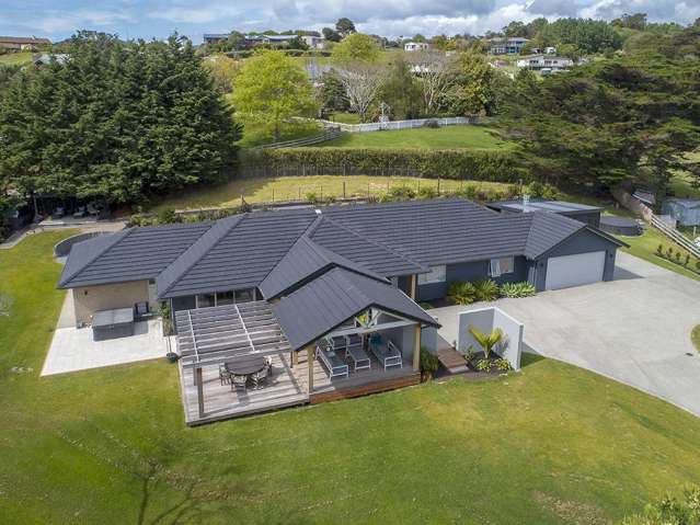 25 Hobbs Road Matakatia_1