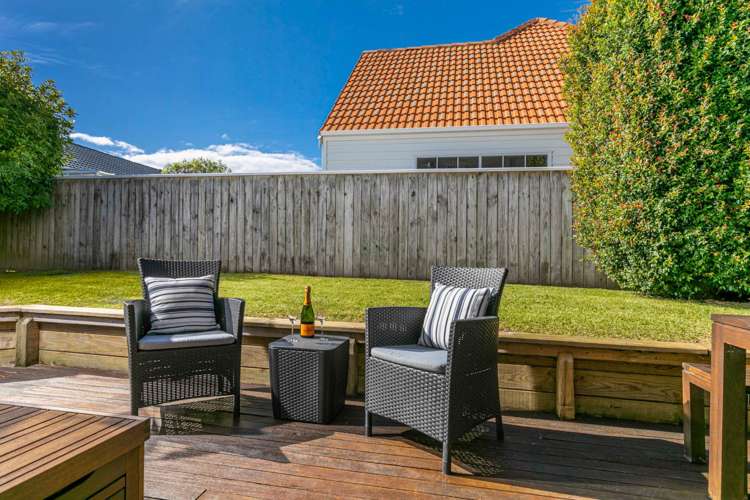 2/3 Rangitira Avenue Takapuna_12