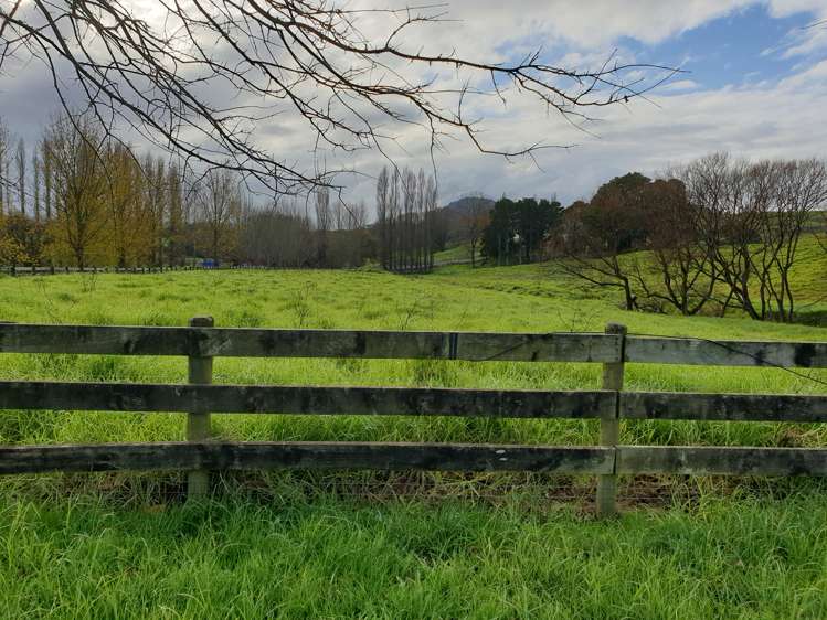 42 Jumna Road Maungaturoto_1