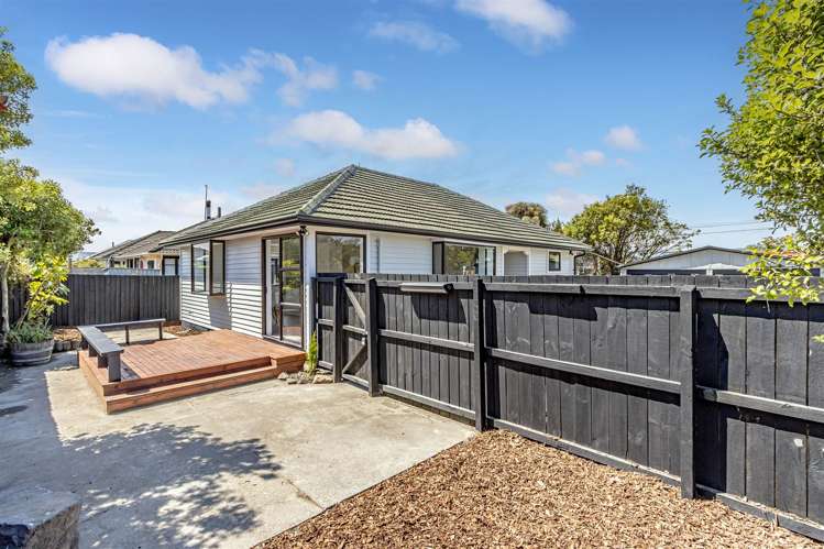 152 Gayhurst Road Dallington_12