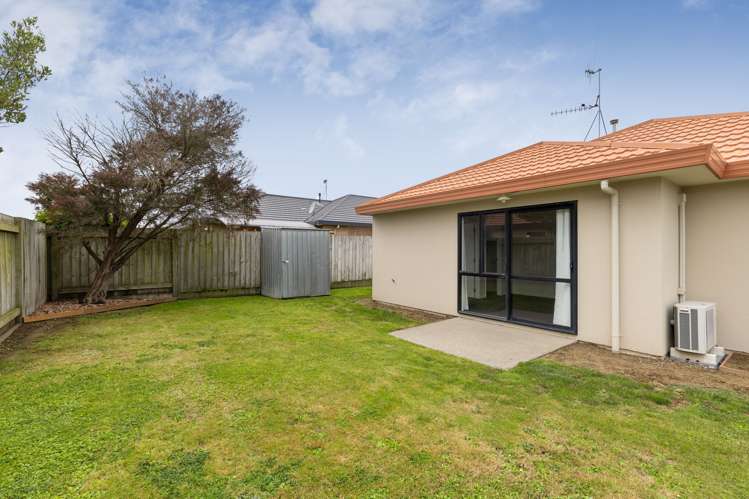 21 Logan Way Kelvin Grove_25