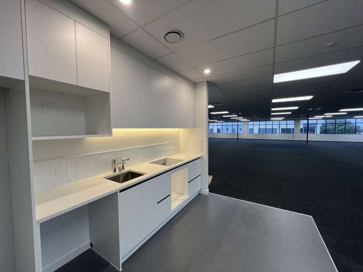 Building 3/19 Lambie Drive Manukau_6