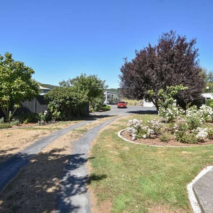 1215 Centre Road Henley_21