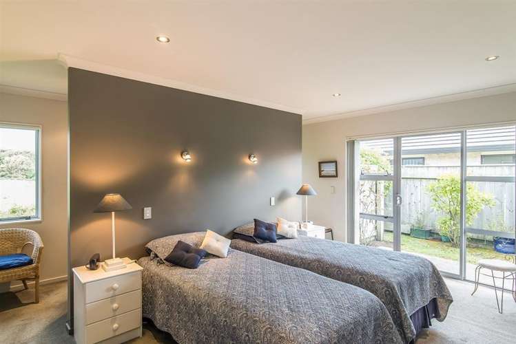 74 The Drive Paraparaumu Beach_16