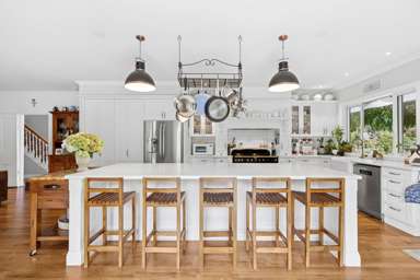 48 Lightband Road_4
