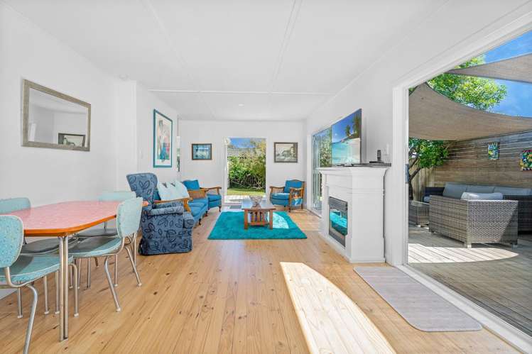 207a The Square Whangamata_6